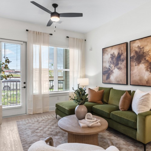 Light-filled Living Space with Ceiling Fan
